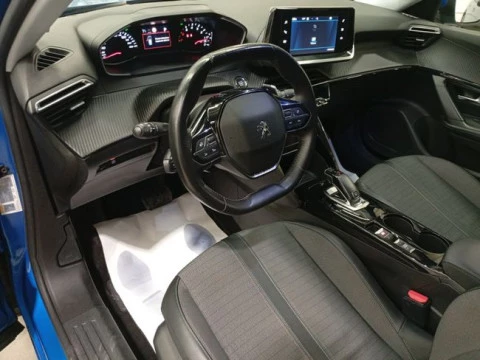 Peugeot 2008 Allure Pack BlueHDI 130 S&S EAT8
