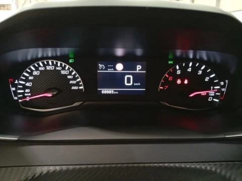 Peugeot 2008 Allure Pack BlueHDI 130 S&S EAT8