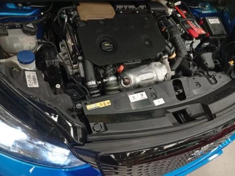 Peugeot 2008 Allure Pack BlueHDI 130 S&S EAT8