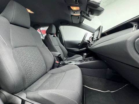 Toyota Corolla 1.8 125H ACTIVE TECH E-CVT