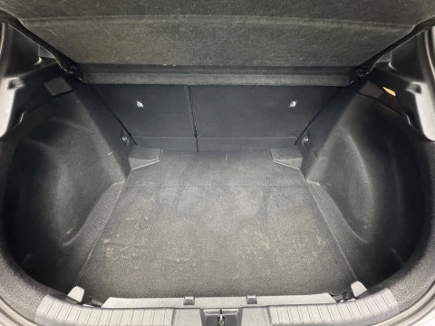 Toyota Corolla 1.8 125H ACTIVE TECH E-CVT