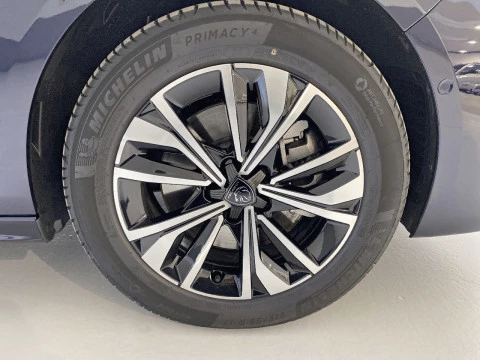 Peugeot 508 Hybrid Nuevo 508 5P Allure PLUG-IN HYBRID 225 e-EAT8