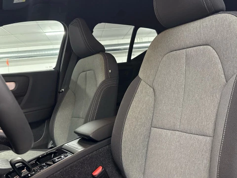 Volvo XC40 XC40 B3 PLUS DARK