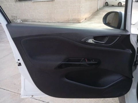 Opel Corsa 1.4 Selective 66kW (90CV) GLP