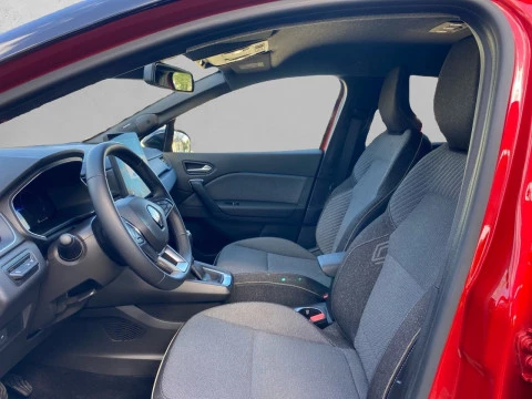 Renault Captur techno Eco-G 100cv (74 kW)