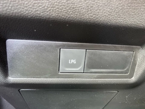 Renault Captur techno Eco-G 100cv (74 kW)