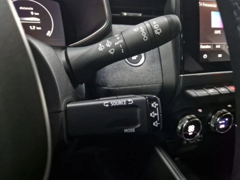 Renault Clio Techno TCe 90 (67kw)