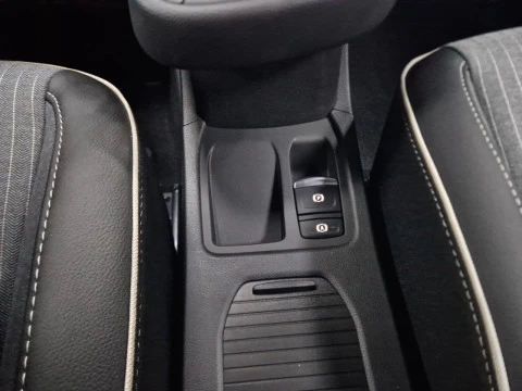 Renault Clio Techno TCe 90 (67kw)