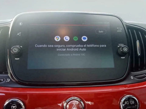 Fiat 500 1.0 Hybrid Dolcevita 51 kW (70 CV)