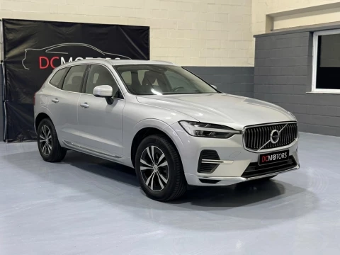 Volvo XC60 2.0 T6 AWD Recharge Core Auto
