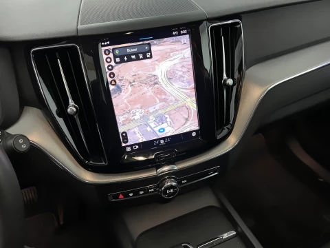 Volvo XC60 2.0 T6 AWD Recharge Core Auto