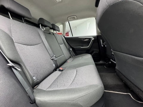 Toyota Rav4 2.5l 220H Advance