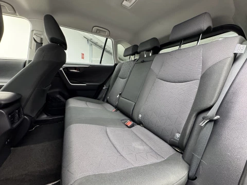Toyota Rav4 2.5l 220H Advance