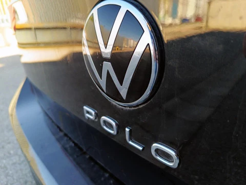 Volkswagen Polo 1.0 TSI 70KW R-LINE 5P