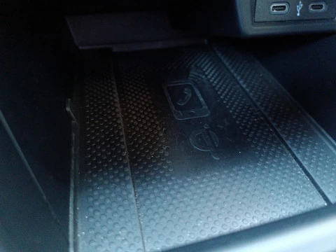 Volkswagen Polo 1.0 TSI 70KW R-LINE 5P