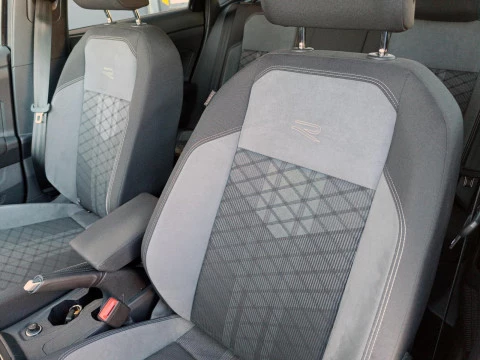 Volkswagen Polo 1.0 TSI 70KW R-LINE 5P