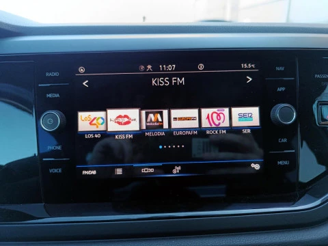 Volkswagen Polo 1.0 TSI 70KW R-LINE 5P