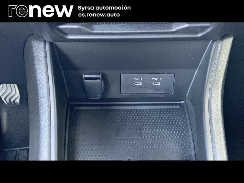 Renault Captur techno Eco-G 100cv (74 kW)