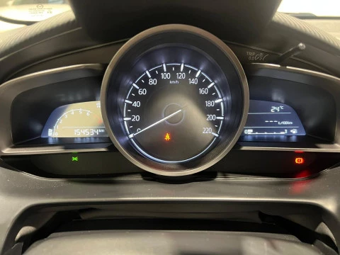 Mazda2 1.5 GE 66kW (90CV) Black Tech Edition