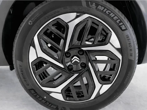 Citroën C4 PureTech 130 S&S 6v Plus