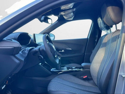 Peugeot 2008 Allure Gasolina 100 S&S 6 Vel. MAN