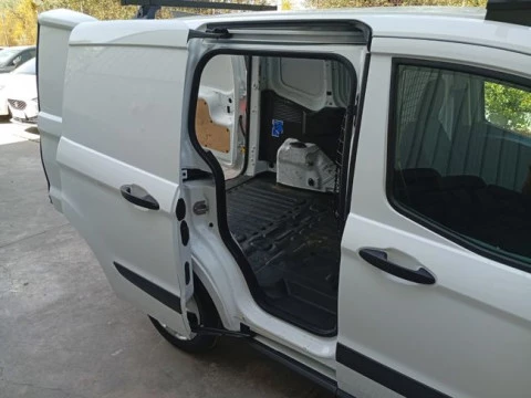 Ford Transit Courier Van 1.5 TDCi 56kW Trend