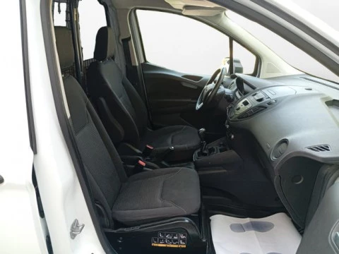 Ford Transit Courier Van 1.5 TDCi 56kW Trend
