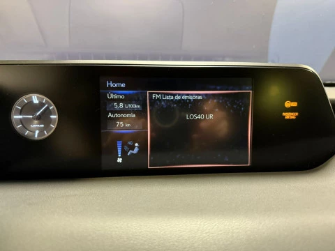 Lexus UX 2.0 250h Business