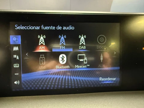 Lexus UX 2.0 250h Business