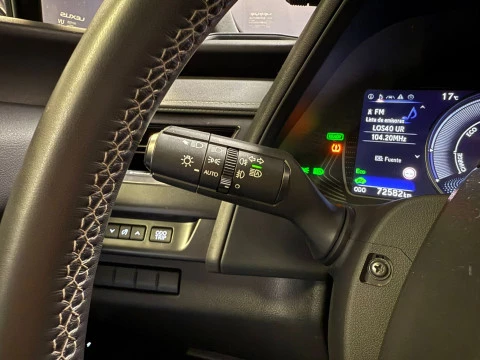 Lexus UX 2.0 250h Business