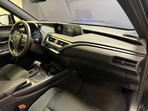 Lexus UX 2.0 250h Business