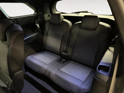 Peugeot 5008 Hybrid 1.2 107KW Allure eDCS6