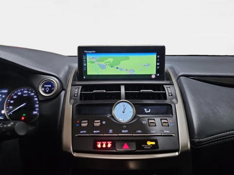 Lexus NX 2.5 300h Business Navigation 2WD