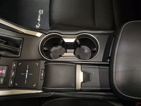 Lexus NX 2.5 300h Business Navigation 2WD