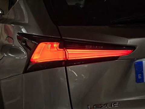 Lexus NX 2.5 300h Business Navigation 2WD