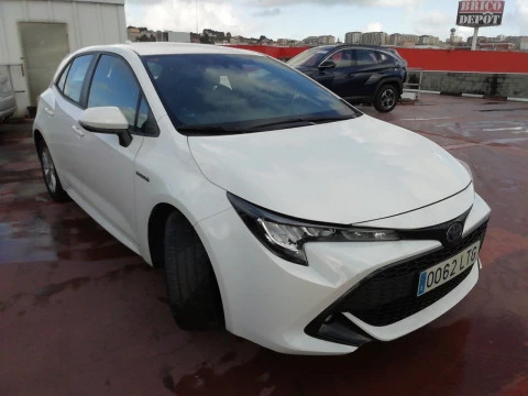 Toyota Corolla 1.8 125H BUSINESS PLUS E-CVT