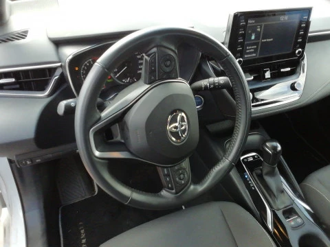 Toyota Corolla 1.8 125H BUSINESS PLUS E-CVT