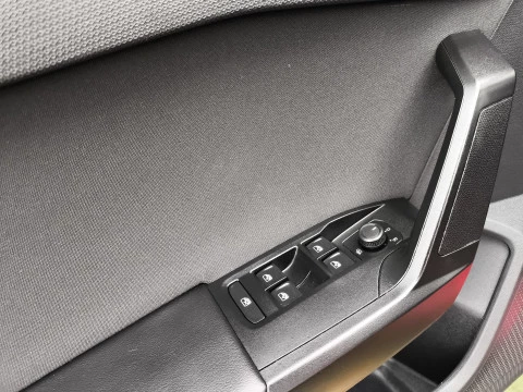 Seat Leon 1.0 TSI SANDS Reference Go 81 kW (110 CV)