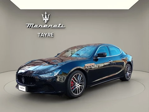 Maserati Ghibli 3.0 V6 BT 330CV RWD