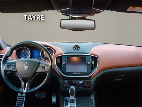 Maserati Ghibli 3.0 V6 BT 330CV RWD
