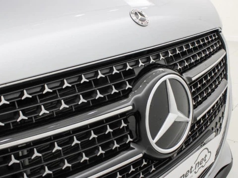 Mercedes-Benz Clase V 2.0 250 D AVANTGARDE LWB 190 5P