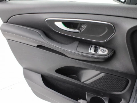 Mercedes-Benz Clase V 2.0 250 D AVANTGARDE LWB 190 5P