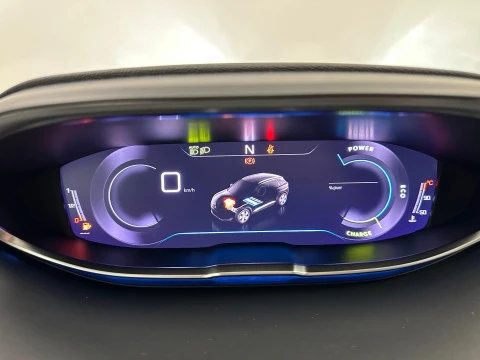 Peugeot 5008 Hybrid 1.2 100KW Allure Pack eDCS6