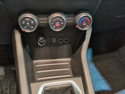 Renault Clio Business Blue dCi 63 kW (85CV)