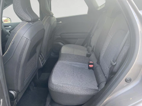 Renault Captur techno Eco-G 100cv (74 kW)