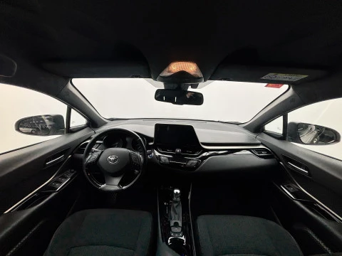 Toyota C-HR 1.8 125H Advance