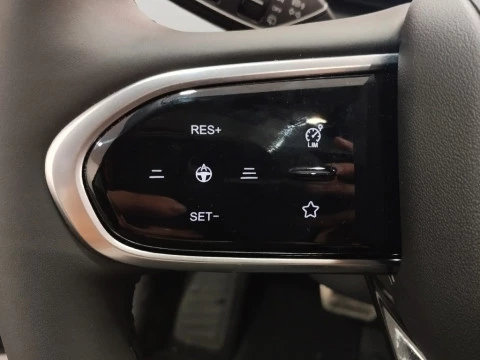 EBRO S800 1.6 TGDI Luxury 7 DCT