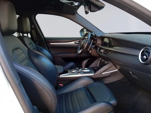Alfa Romeo Stelvio 2.2 Diésel 154kW (210CV) Veloce Q4