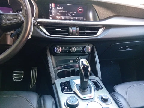 Alfa Romeo Stelvio 2.2 Diésel 154kW (210CV) Veloce Q4