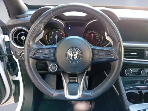 Alfa Romeo Stelvio 2.2 Diésel 154kW (210CV) Veloce Q4